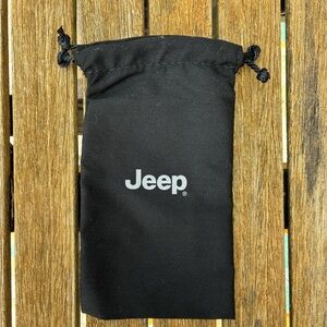 Jeep Cinch Pouch Bag NWT